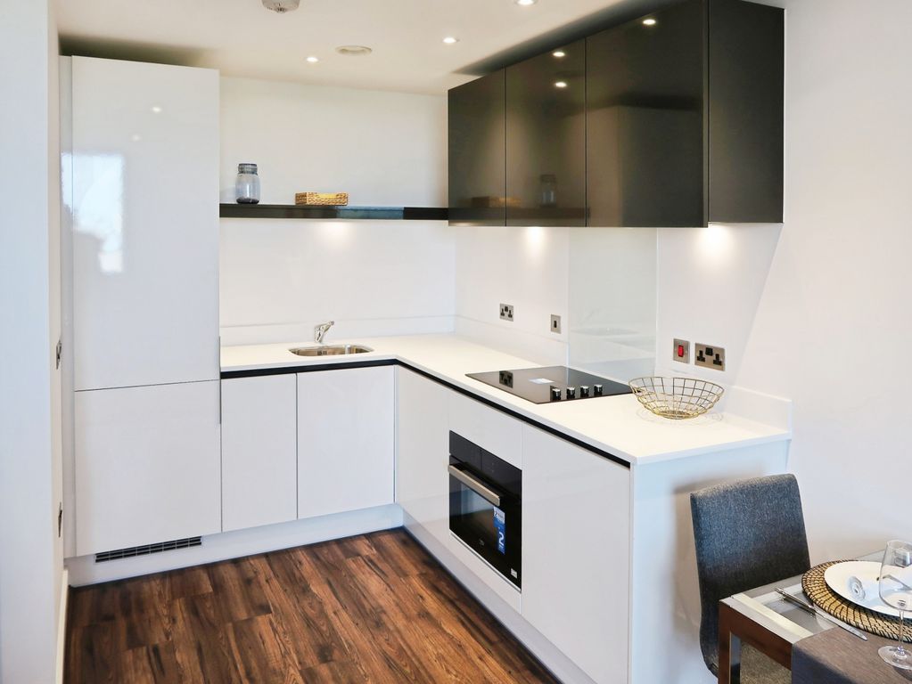 Property photo 3 of 7 Kitchen Area