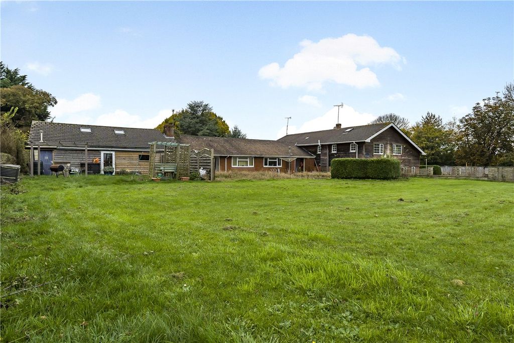 Property photo 3 of 11 Picture No. 02