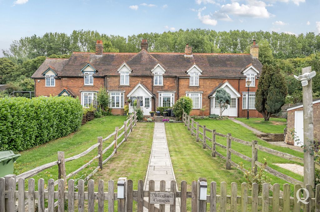 Property photo 1 of 21 F0d9d239-A397-4E5...