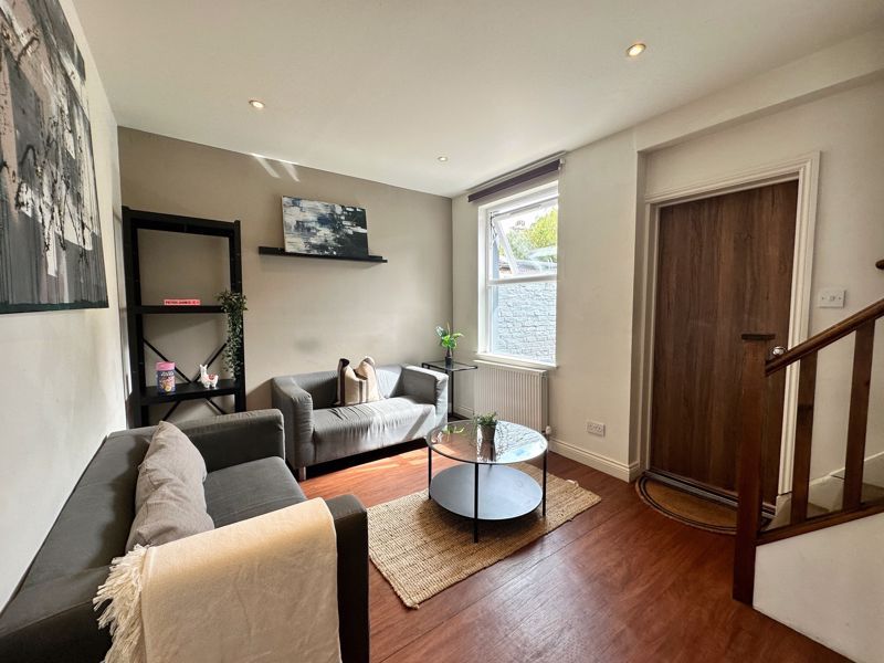 Property photo 1 of 9 Photo 15