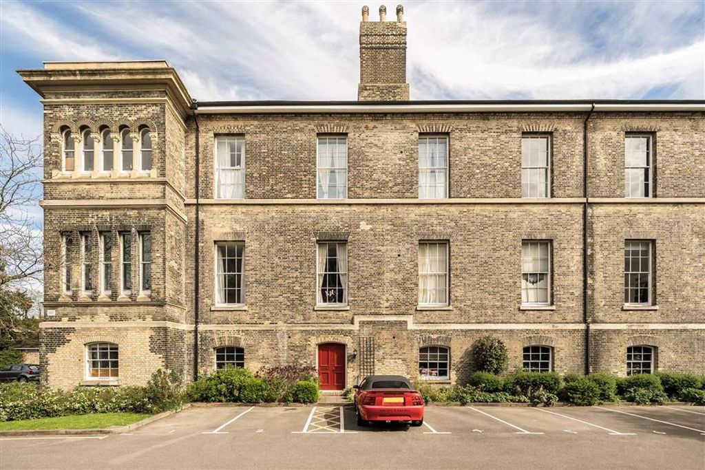 Property photo 1 of 7