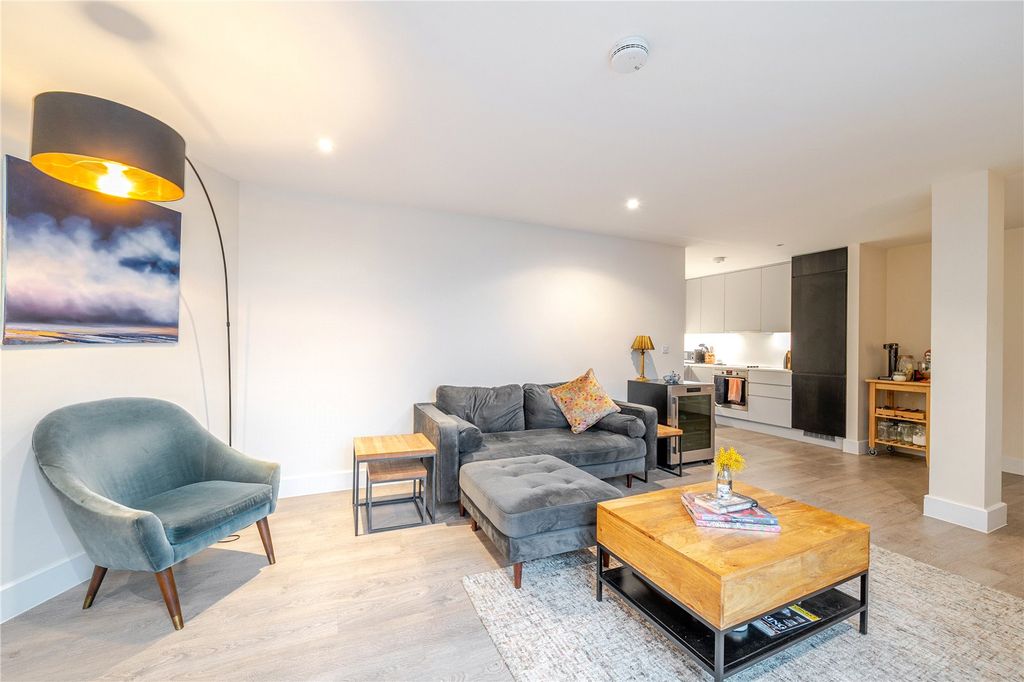 Property photo 3 of 16 Picture No. 03