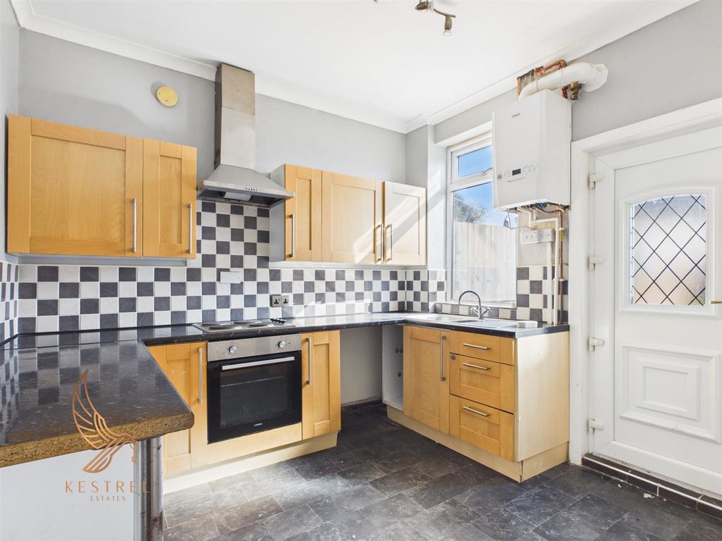 Property photo 2 of 18 Cam03976G0-Pr0388-Still004.Jpg