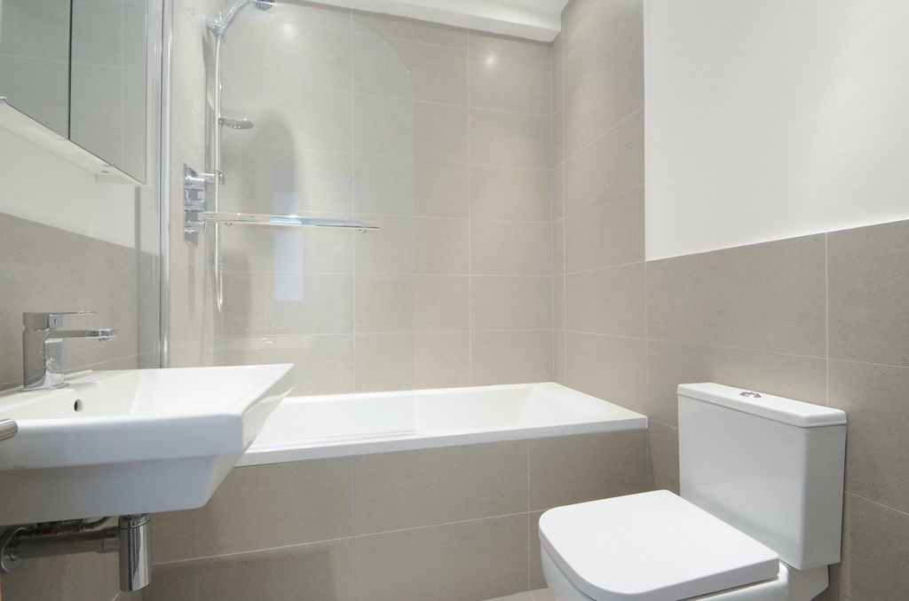 Property photo 3 of 7 Picture No. 13