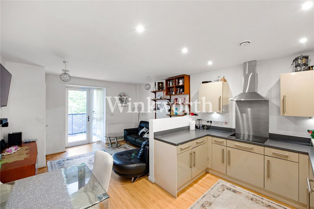 Property photo 3 of 10 Picture No. 03