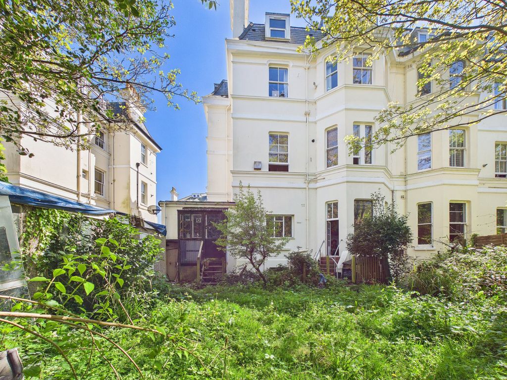Additional image 15 of 3 bed flat for saleClifton Crescent, Folkestone, Kent CT20