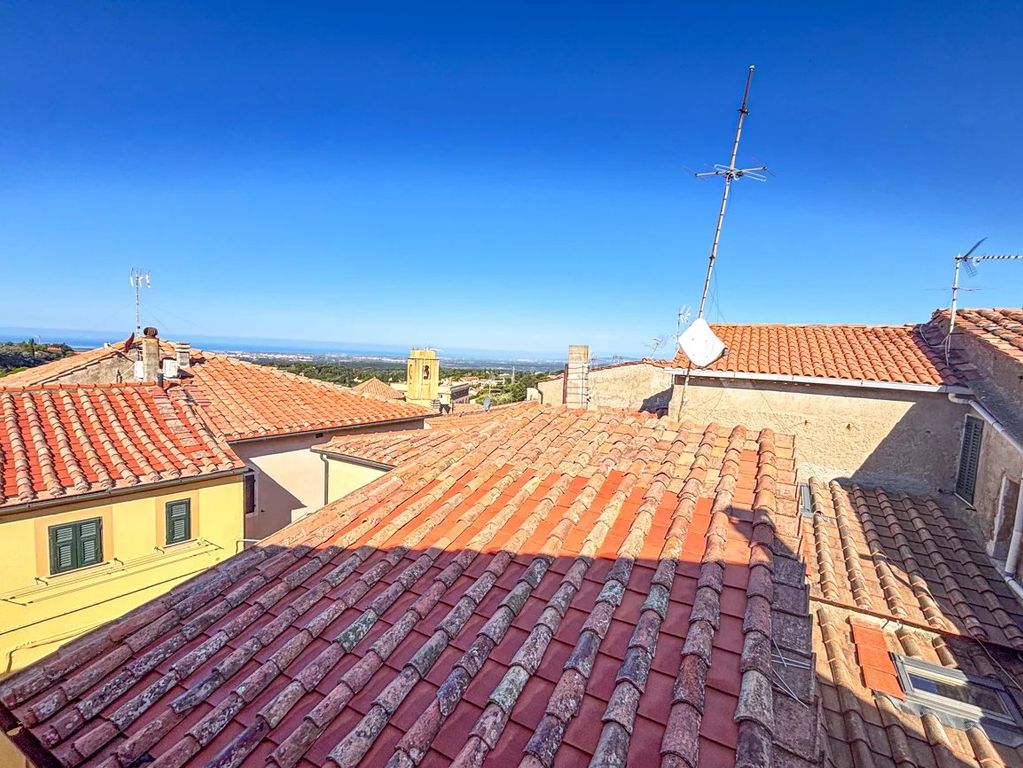 Property photo 1 of 25