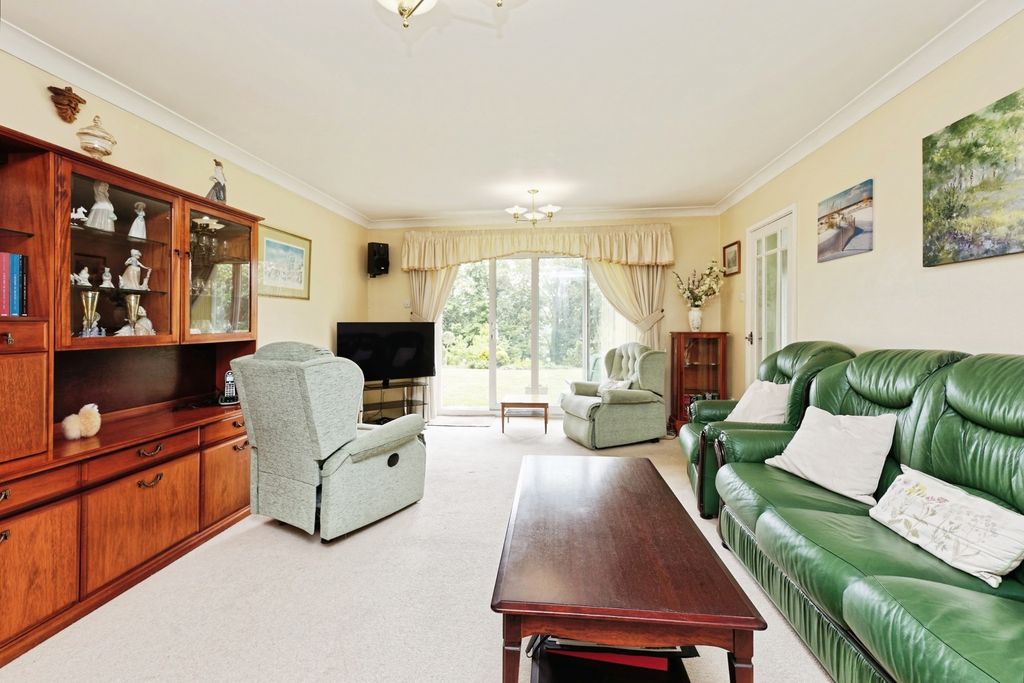 Property photo 2 of 20 Pbox-Img.Jpg