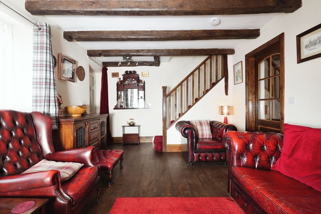 Property photo 2 of 16 Living Room