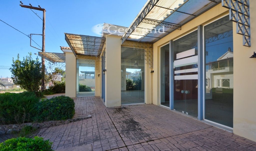 Property photo 2 of 22