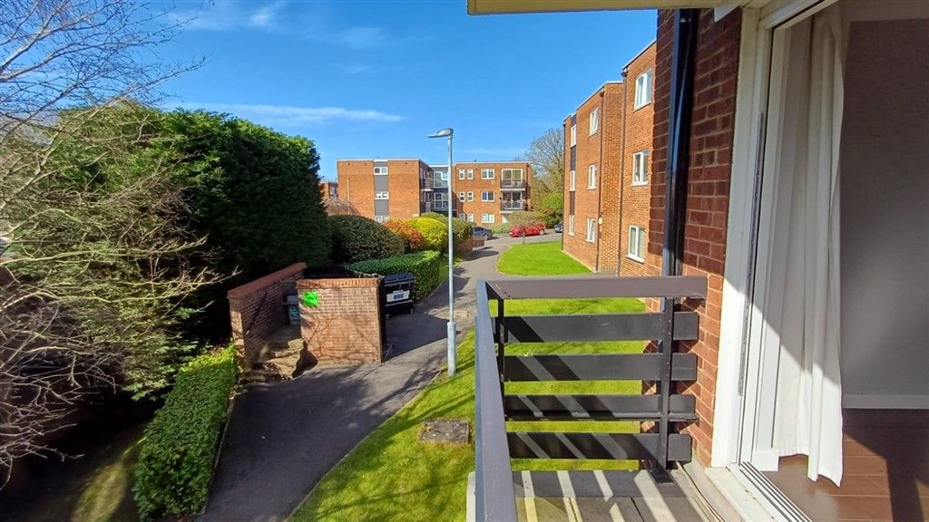 Property photo 3 of 11