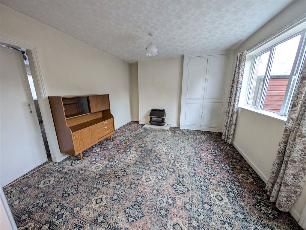 Property photo 2 of 12 Picture No. 10