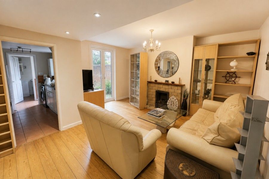 Property photo 2 of 7