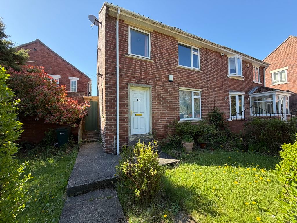 Property photo 1 of 17 External