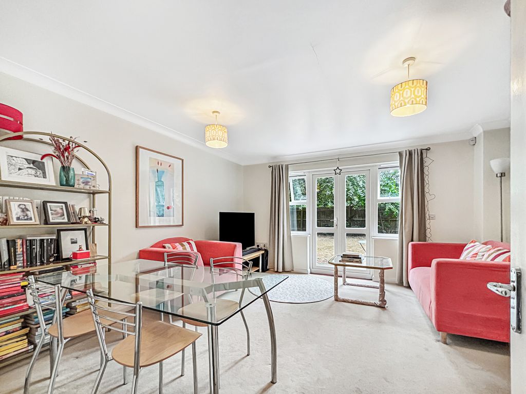 Property photo 2 of 15 190F63d91d23B1d6Ff856d011E3Be6F3F049A451