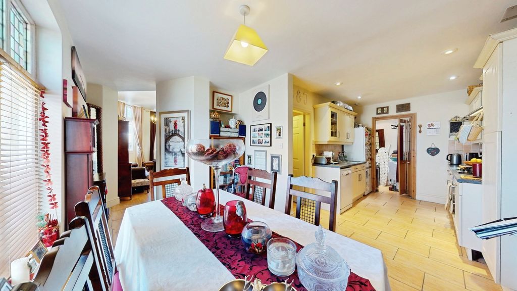 Additional image 6 of 3 bed town house for saleWesley Street, Otley LS21