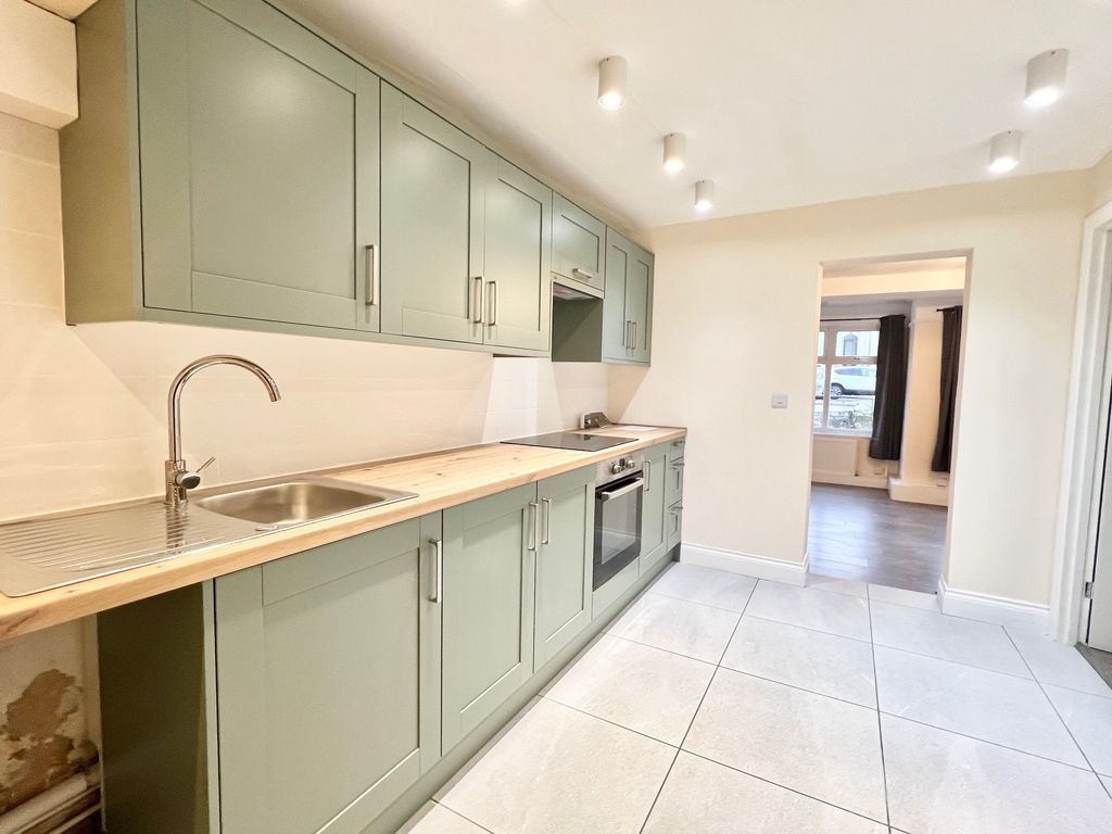 Property photo 2 of 10 Photo 2