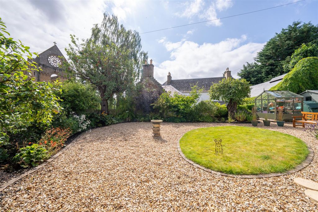 Property photo 2 of 27 Abbey_View-20.Jpg