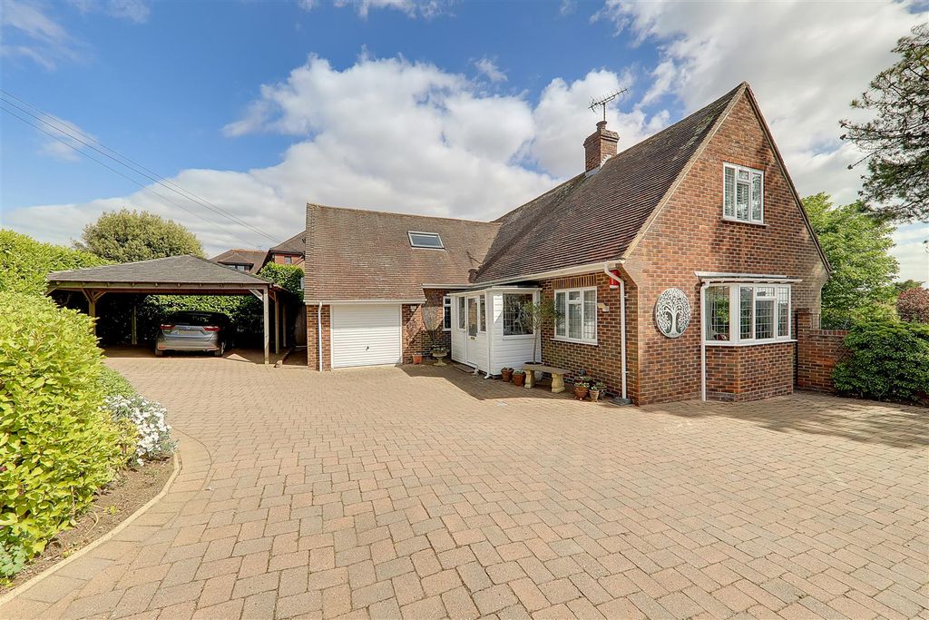 Property photo 1 of 31 Img_6249-Img_6251.Jpg