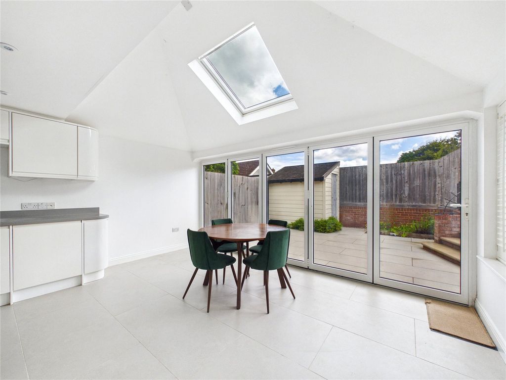 Property photo 3 of 10 Picture No. 05