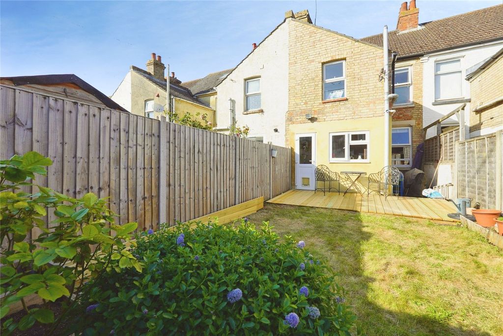 Property photo 2 of 20 Picture No. 38