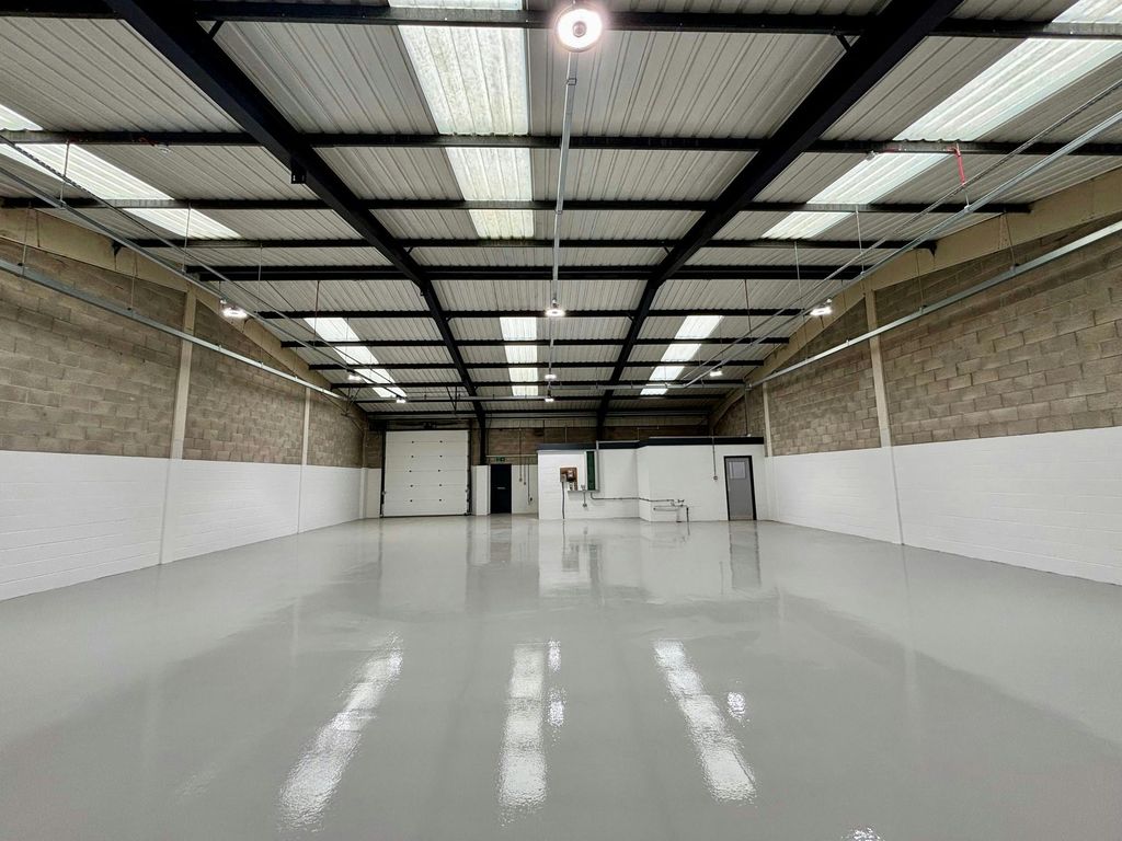 Property photo 2 of 12 B8 Ashmount 06.Jpg