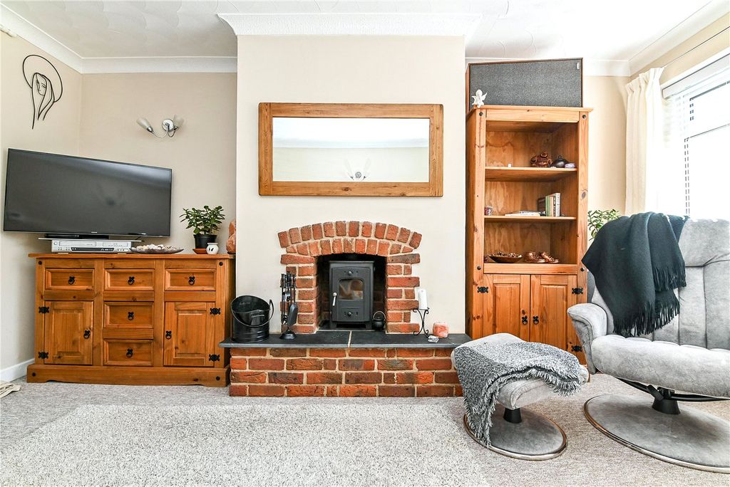 Property photo 2 of 15 Sitting Room
