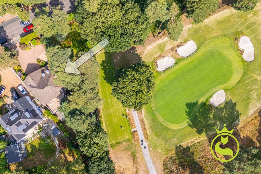 Property photo 2 of 36