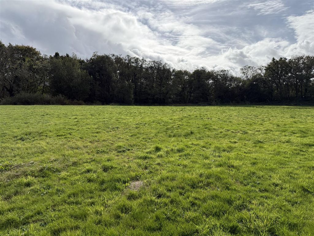 Property photo 3 of 5 Img_1725.Jpeg