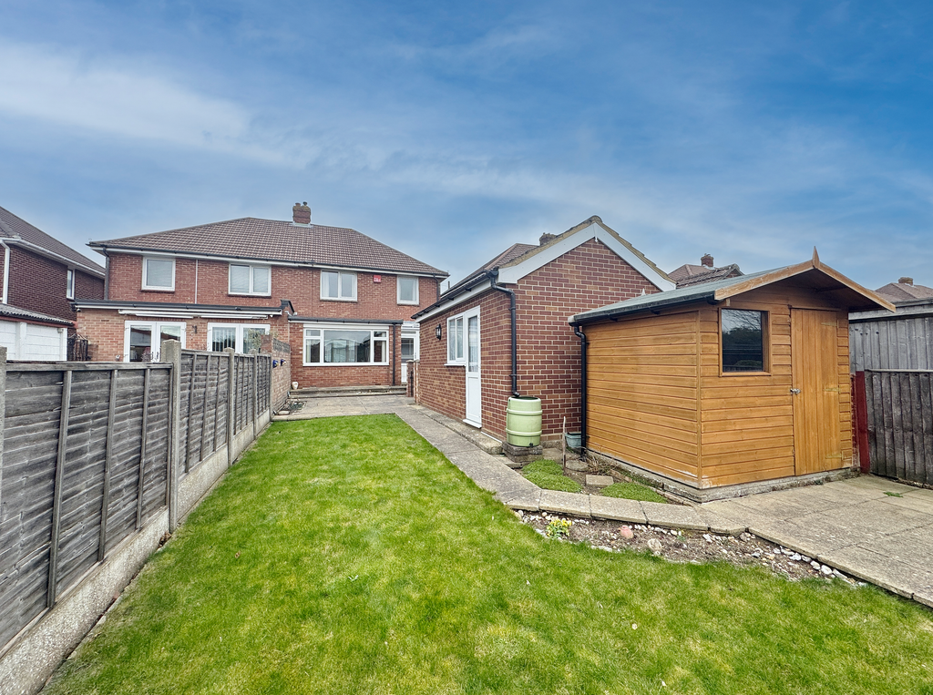 Property photo 2 of 20