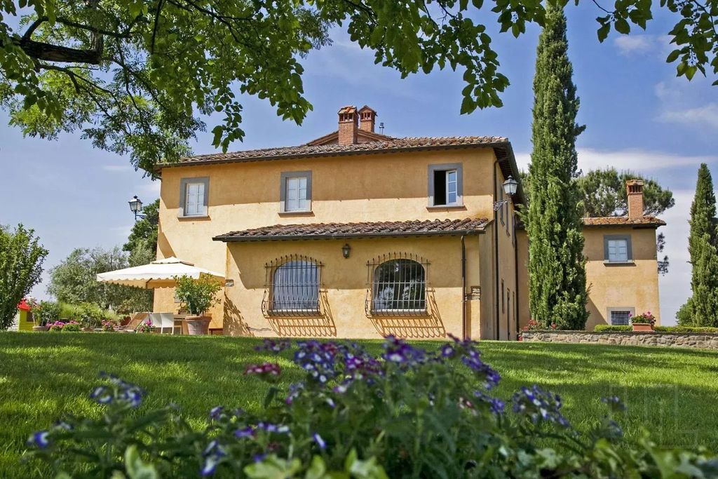 Property photo 2 of 19