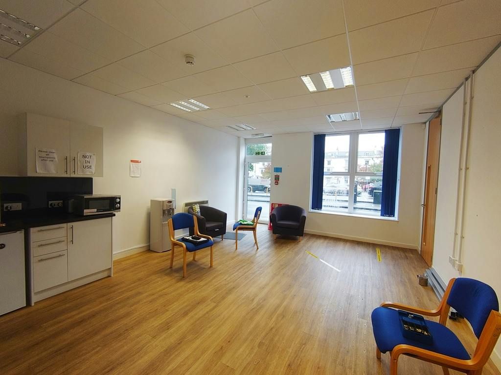 Property photo 2 of 4 Breakout Area 1.Jpg