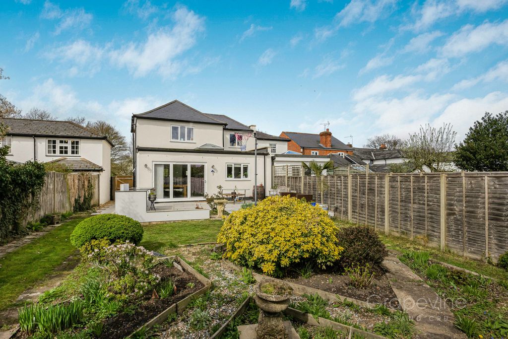 Property photo 2 of 26