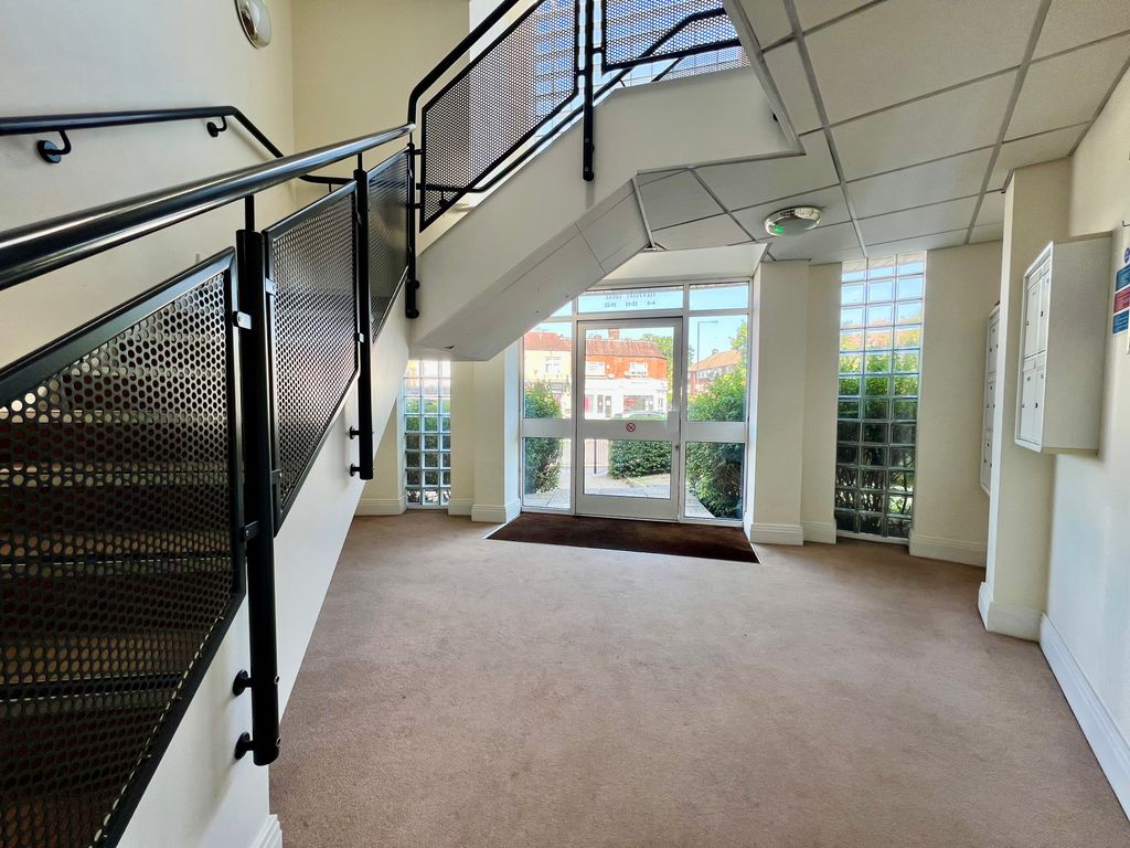 Property photo 3 of 10 Img_8431