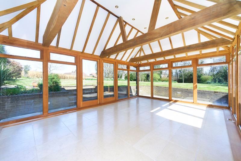 Property photo 3 of 22 Photo 11