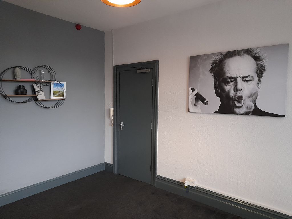 Property photo 1 of 27