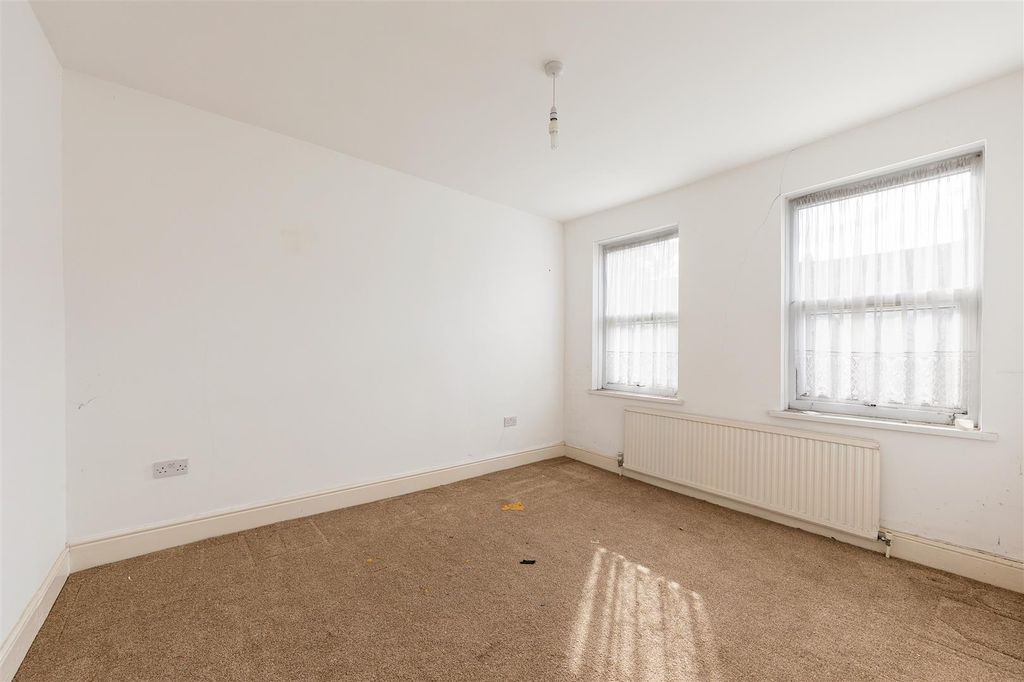 Property photo 3 of 19 Img_7220.Jpg