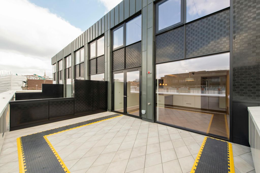 Property photo 2 of 13 Private Terrace