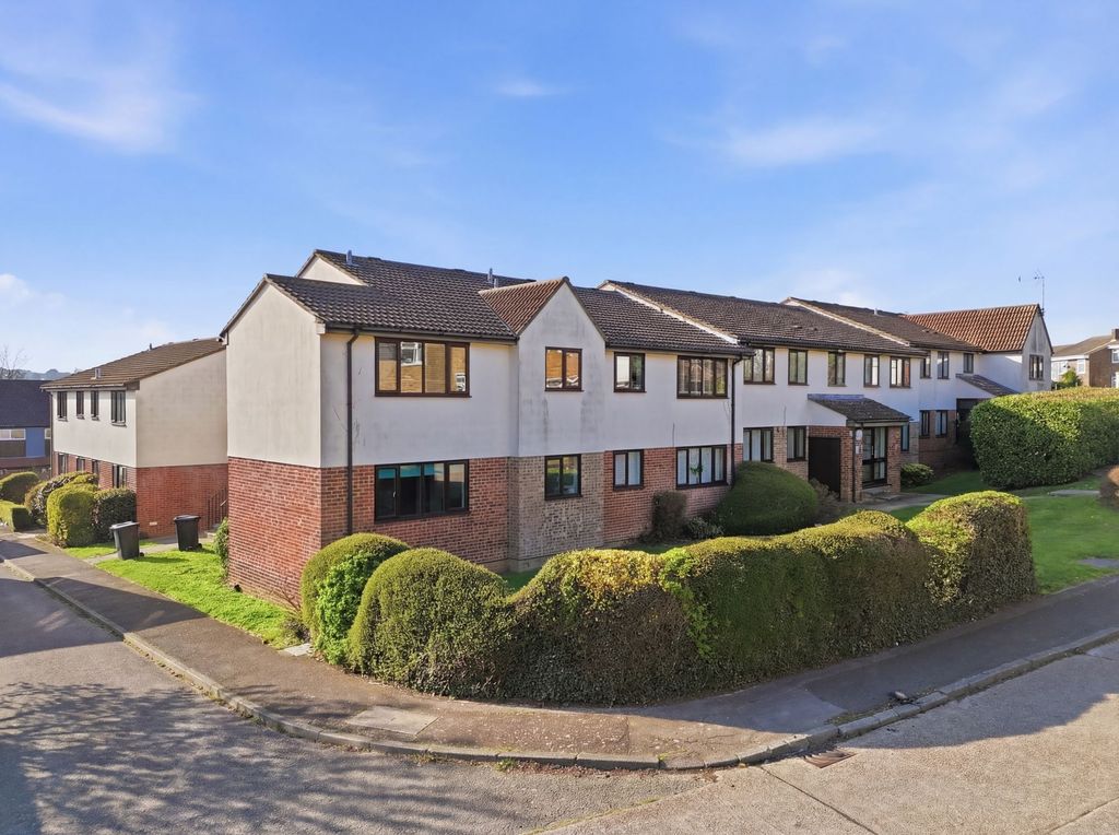 Property photo 3 of 8