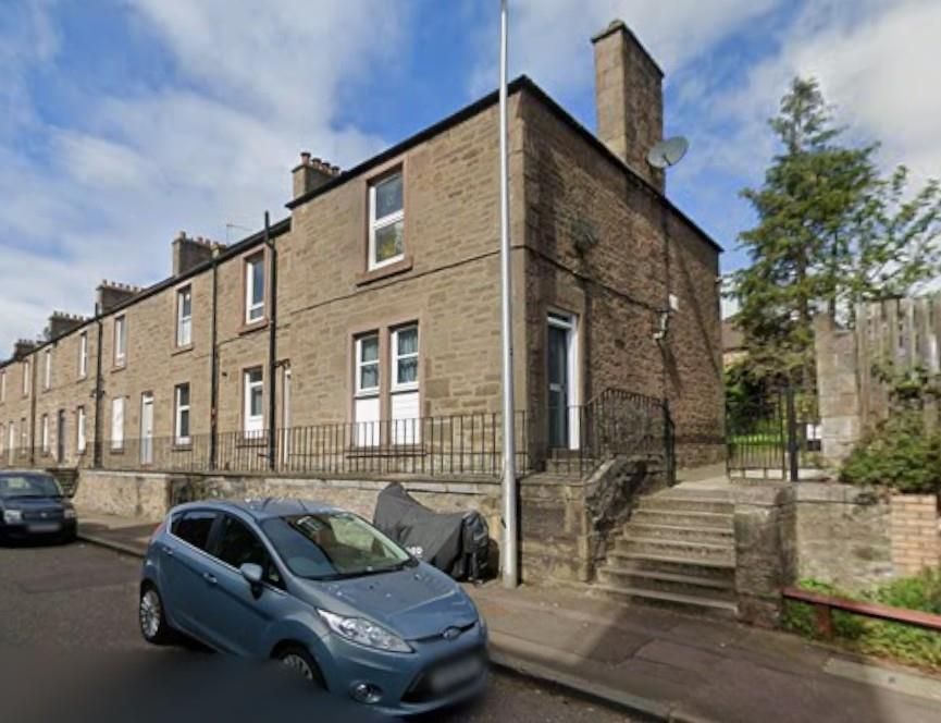 Property photo 2 of 9