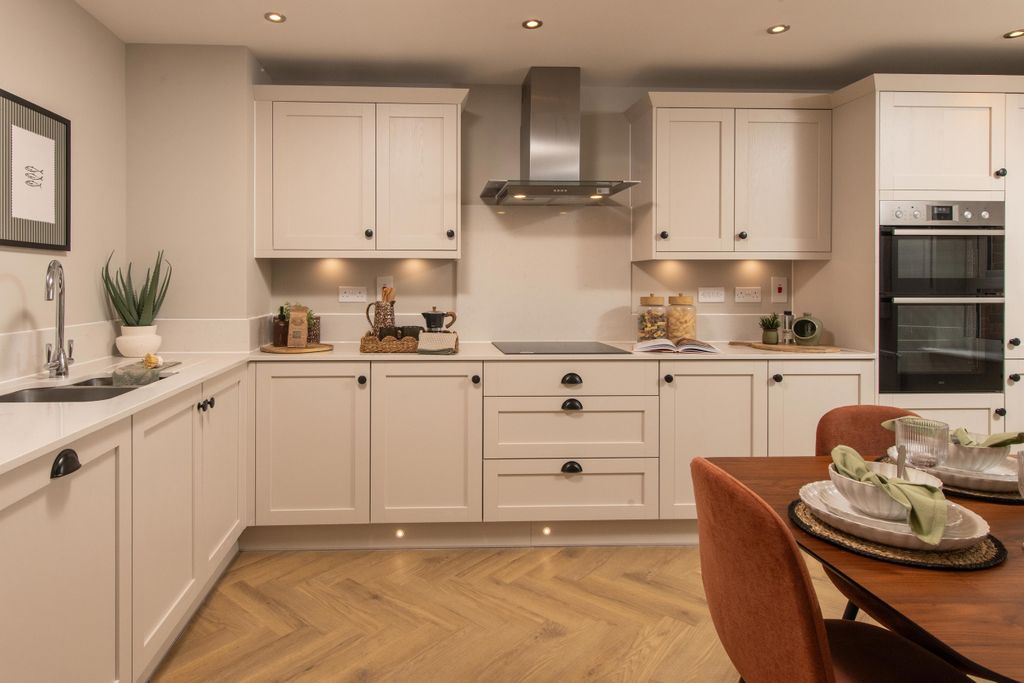 Property photo 1 of 9 Roman Gardens_Bar_Tudeley_Kitchen