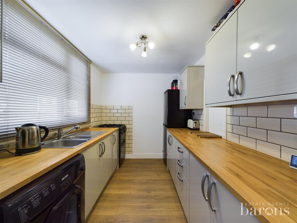 Property photo 2 of 13 Kitchen