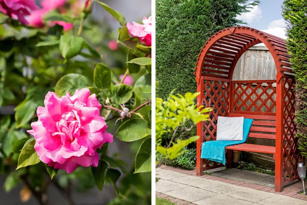 Property photo 3 of 15