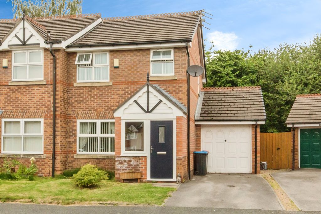 Property photo 1 of 17