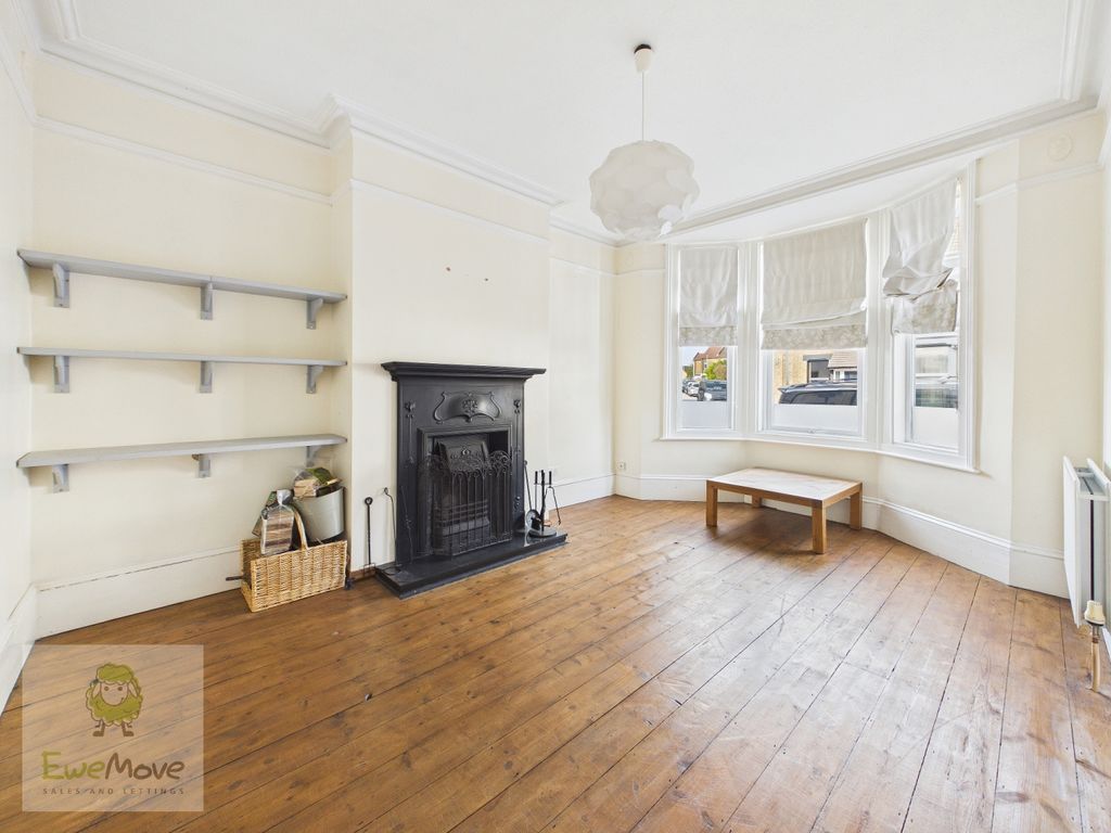 Property photo 3 of 26 Living Room