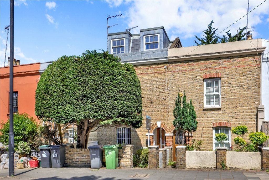 Property photo 1 of 38 Picture No. 09