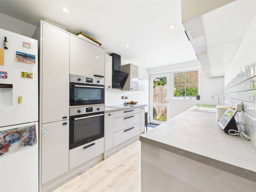 Property photo 2 of 14 Picture No. 02