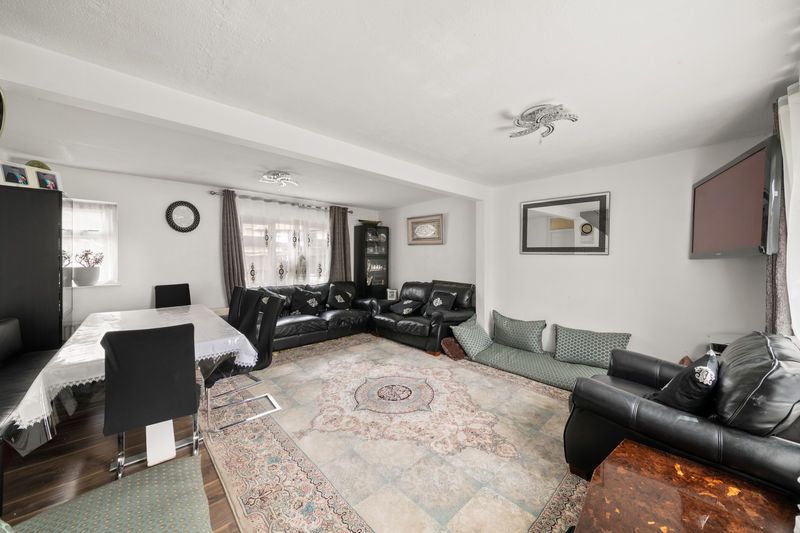 Property photo 3 of 13 Photo 2