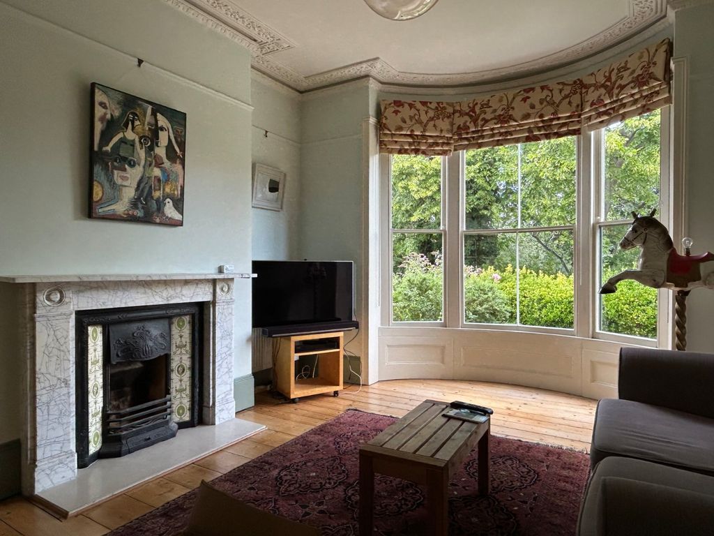 Property photo 3 of 35 Picture No. 77