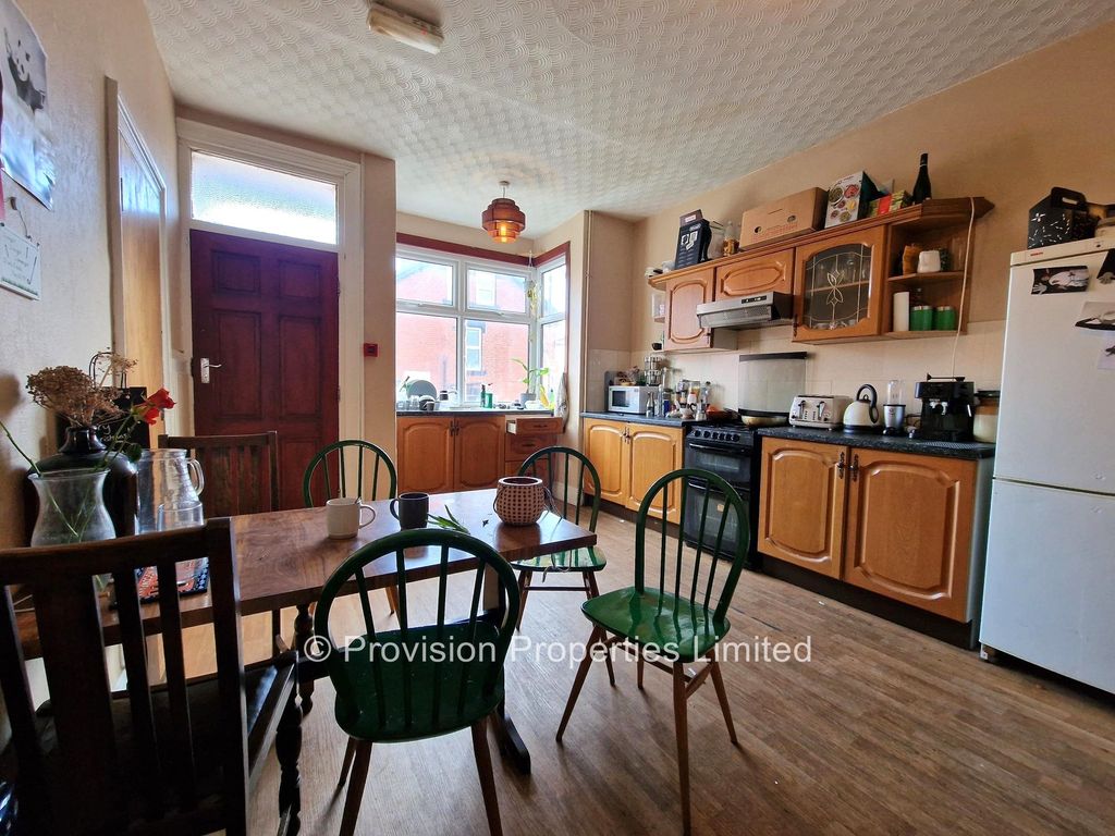 Property photo 2 of 7 Photo